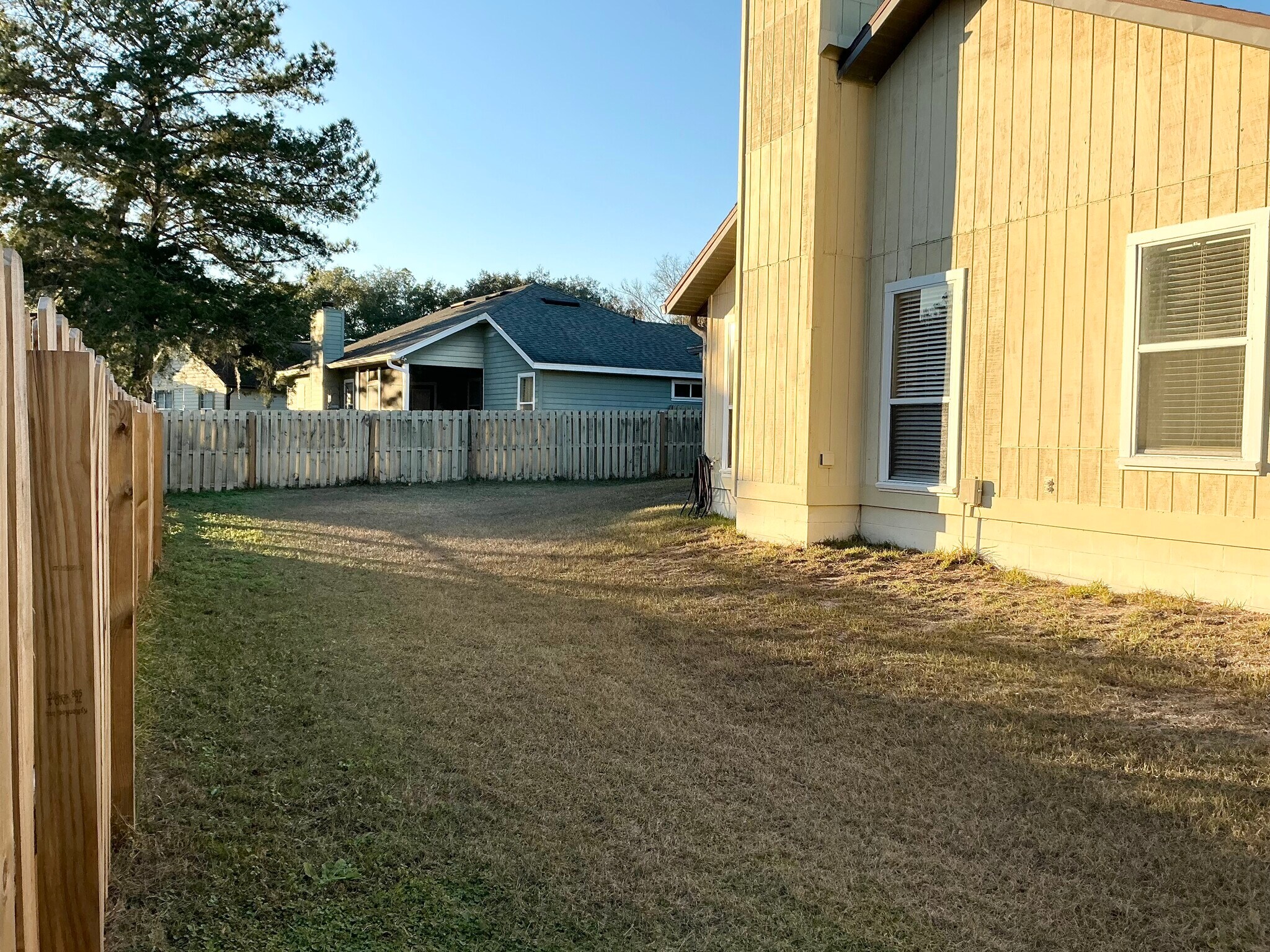 Building Photo - 8707 NW 10th Pl