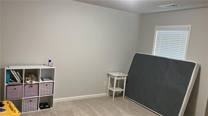 Building Photo - 4085 Huron Dr