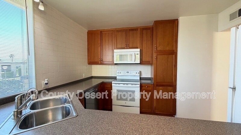 Building Photo - 46133 Highway 74