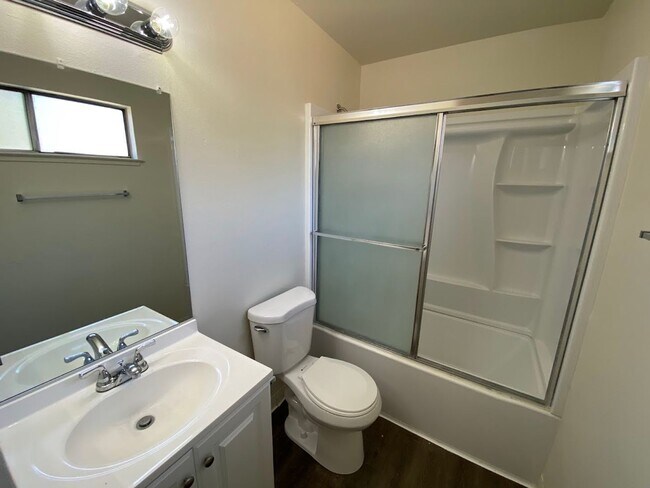 Building Photo - 6804 Harlequin Way