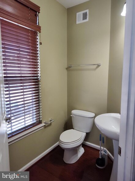 Building Photo - 1022 Ironwood Ln