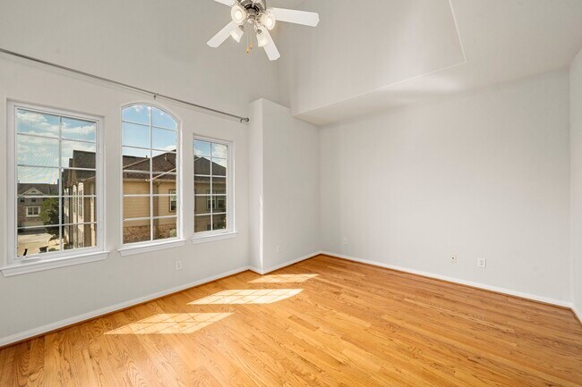 Building Photo - 1726 Stacy Falls