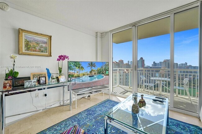 Building Photo - 19501 W Country Club Dr