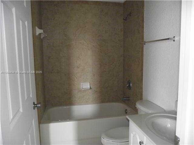 Building Photo - 6063 SW 19th Ct