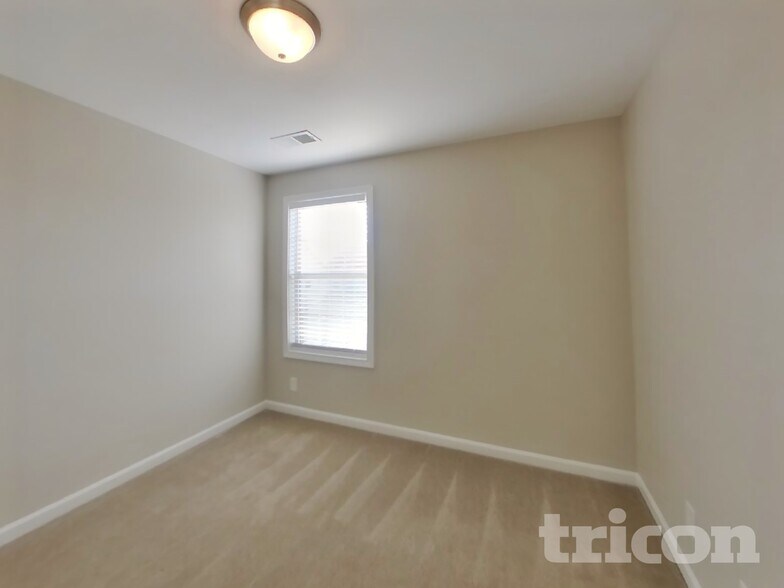 Building Photo - 1259 Magnum Dr