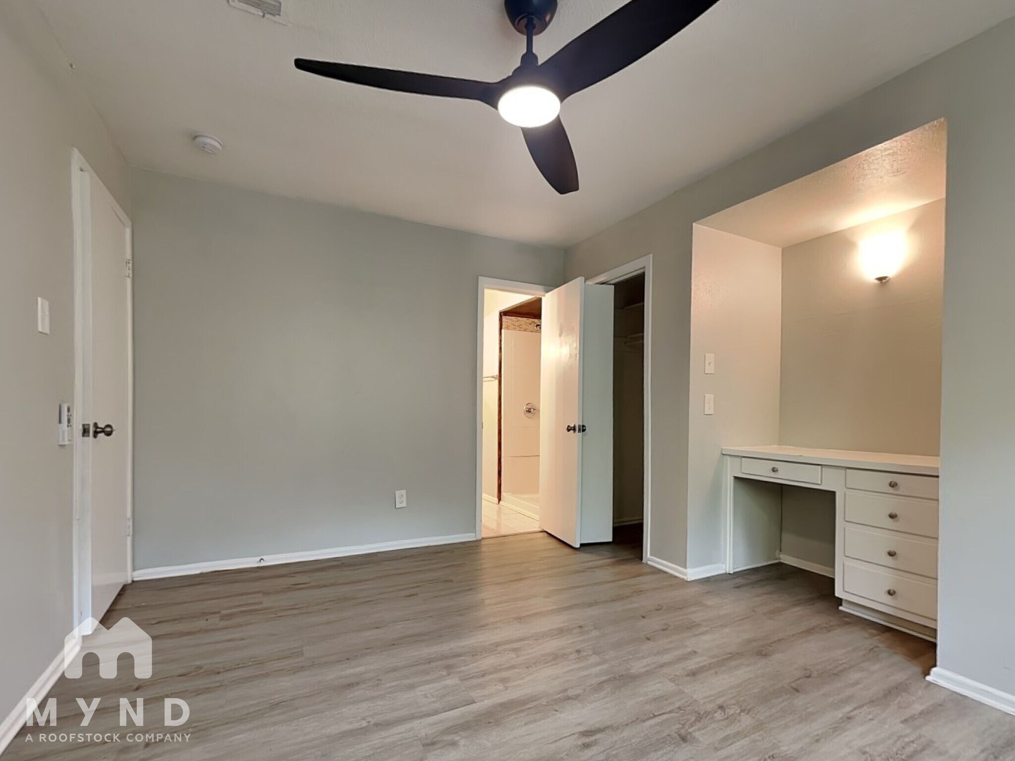 Building Photo - 605 Thompson Dr