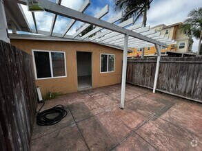 Building Photo - 2039-2043 Grand Avenue