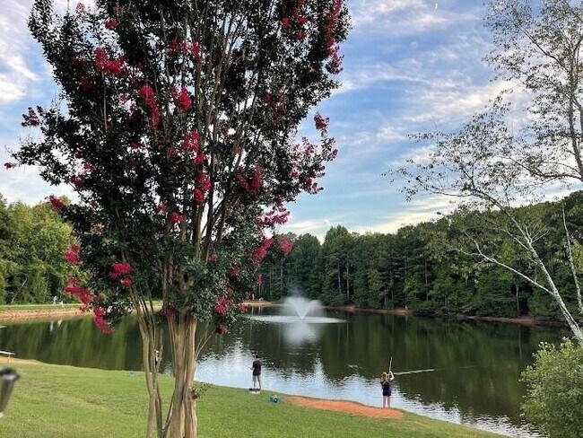 Building Photo - 4283 E Paulding Dr