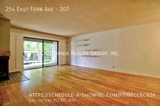 Building Photo - 254 E Fern Ave