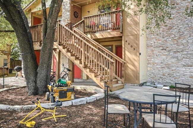 Building Photo - 4303 Acropolis Ct