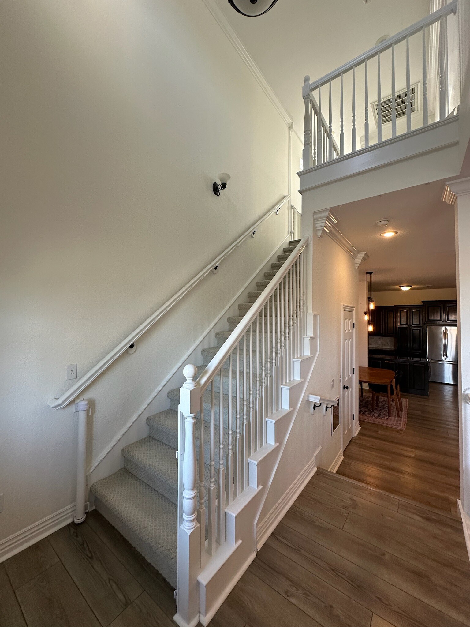 Building Photo - 571 N Rupple Rd