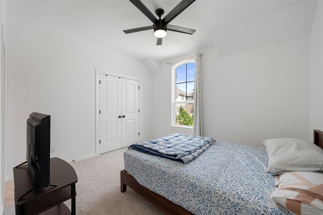 Building Photo - 7624 Alouette Dr
