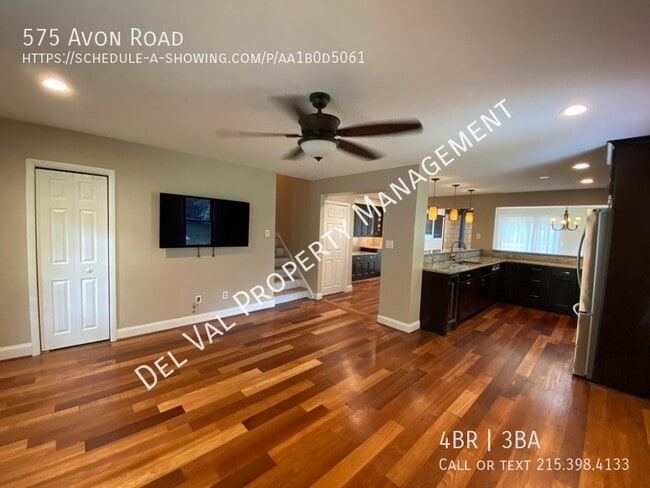 Building Photo - 575 Avon Rd