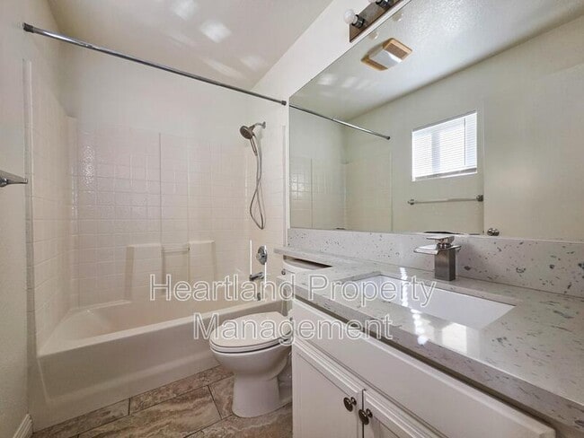 Building Photo - 11847 Spruce Run Dr