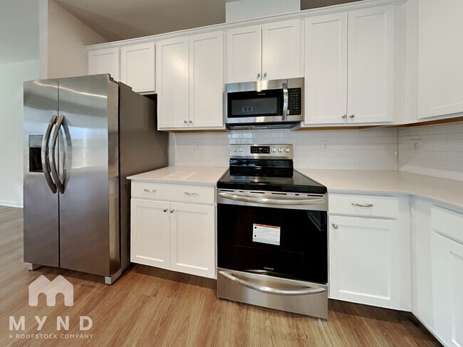 Building Photo - 132 Eagle Chase Dr