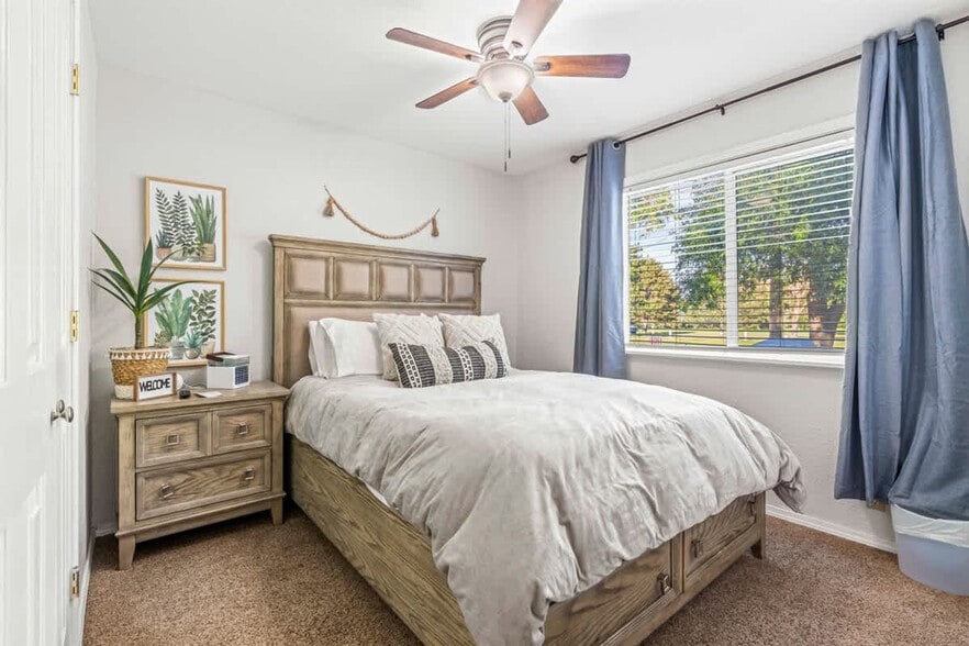 Building Photo - 1503 Fairview Ave