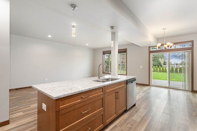 Building Photo - 313 Nooksack Ave