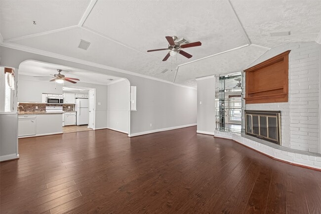 Building Photo - 10006 Towne Tower Ln