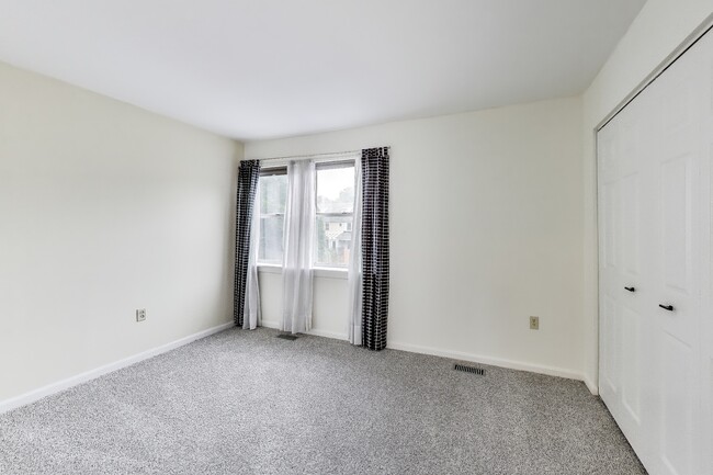 Building Photo - 11914 Filly Ln