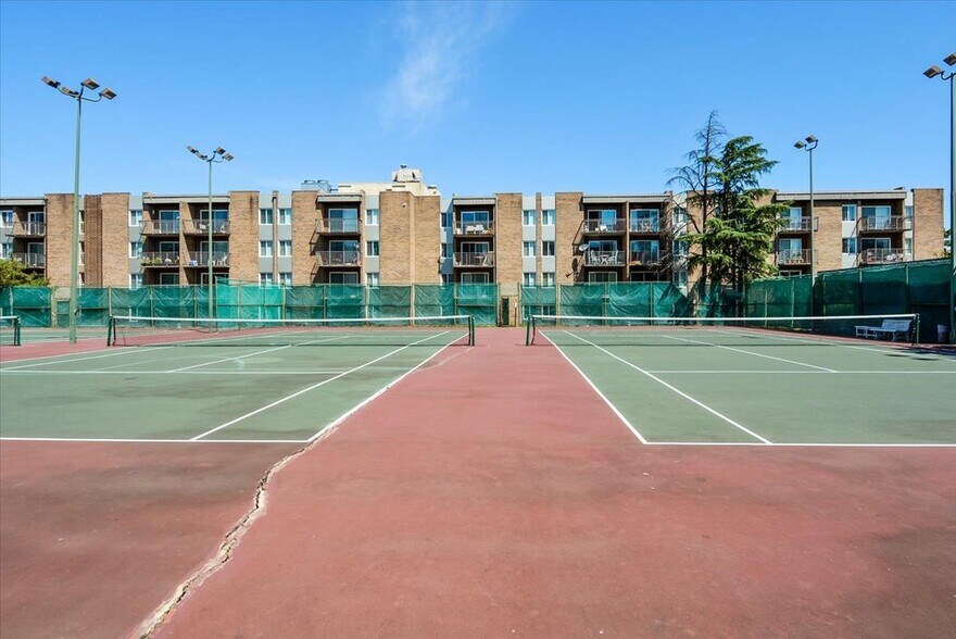 Building Photo - 60 S Van Dorn St