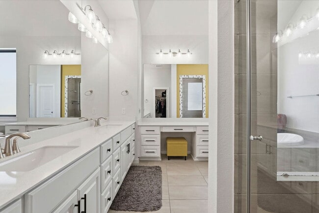 Building Photo - 2239 Plum Creek Dr