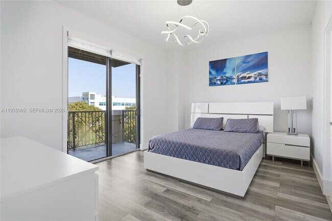 Building Photo - 8430 SW 8th St