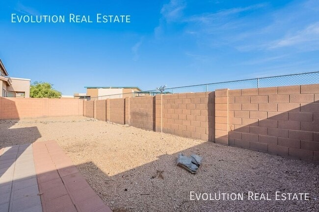 Building Photo - 3851 E. Pollack-