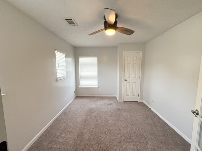 Building Photo - 125 Cedar Bay Cir