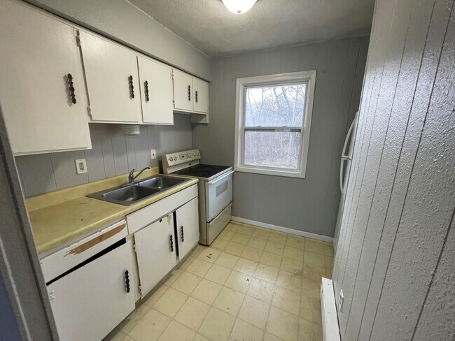 Building Photo - 1451 N Dawn Dr