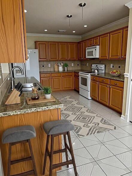 Building Photo - 903 Christopher Ln