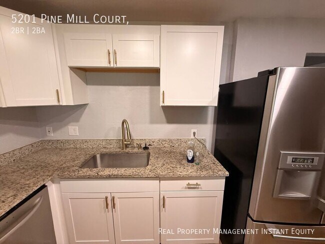 Building Photo - 5201 Pine Mill Ct