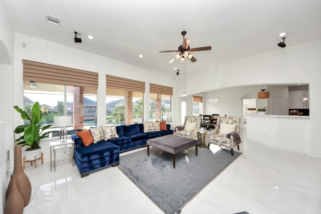 Building Photo - 17859 Camp Cove Dr