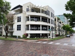 Building Photo - 1 S Eola Dr