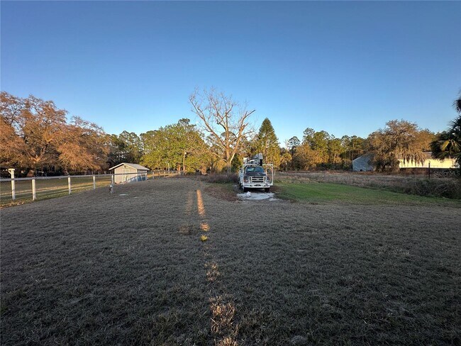 Building Photo - 1105 St Nicholas Ave