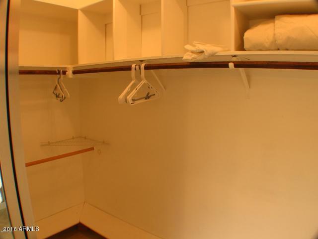 Building Photo - 26014 S Howard Dr