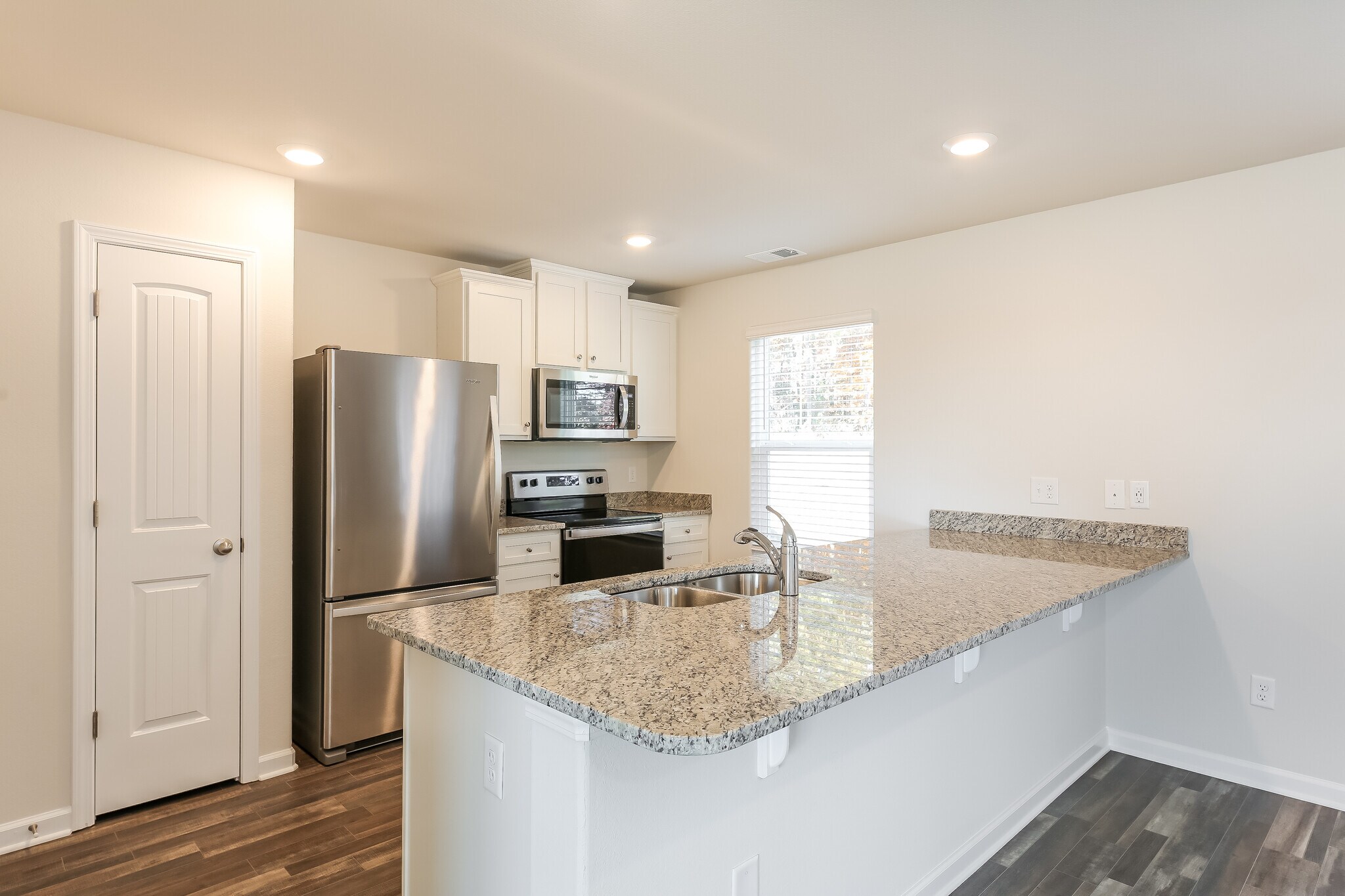 Building Photo - 4069 Reinfield Dr