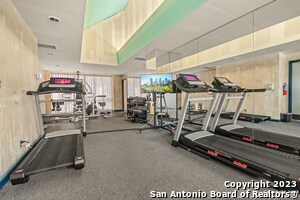 Building Photo - 7701 Wurzbach Rd
