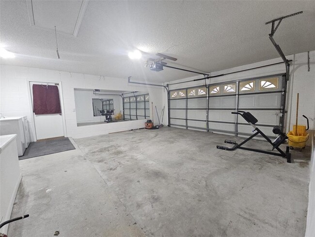 Building Photo - 3804 Wingbow Ct