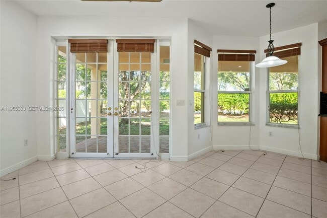 Building Photo - 16301 SW 49th Ct