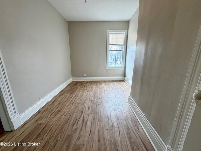 Building Photo - 2631 W Madison St