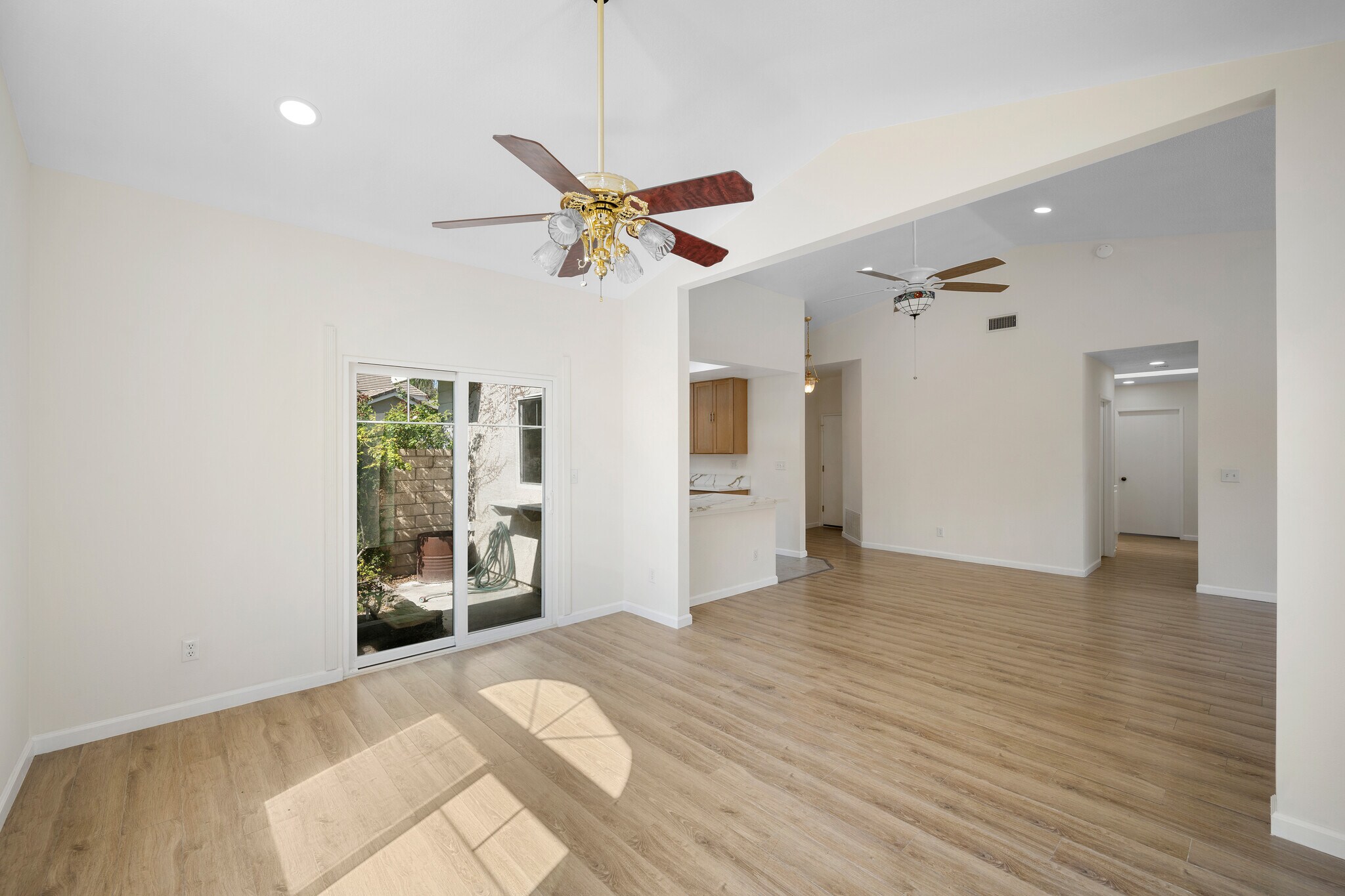 Building Photo - 27031 Benton Ct