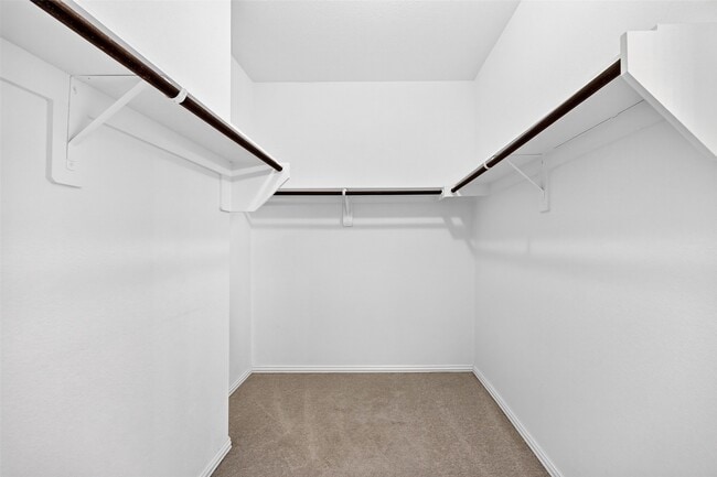 Building Photo - 16131 Sommerall Creek Ln