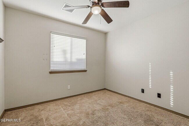 Building Photo - 12776 Tre Maximiliano Ave