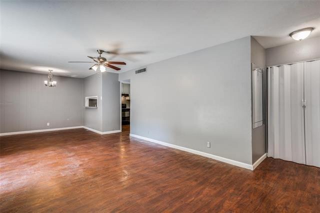 Building Photo - 982 S Weatherred Dr