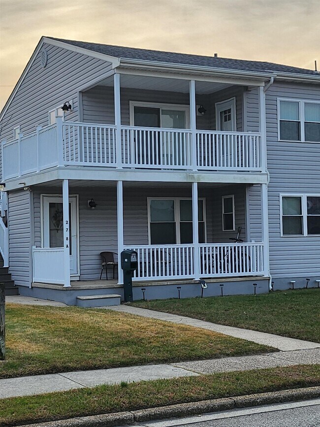 Primary Photo - 278 38th St S