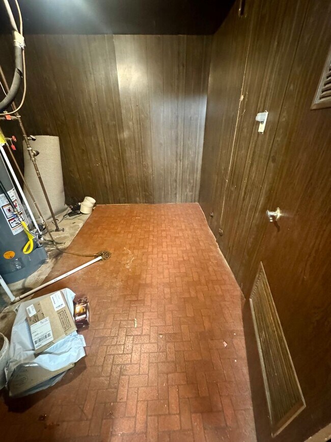 Building Photo - Vista Grande Terrace/4 Bedroom Home