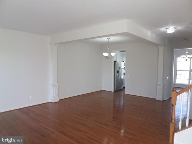 Building Photo - 45788 Smoketree Terrace