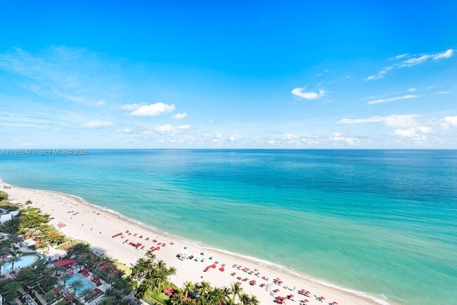 Building Photo - 17875 Collins Ave