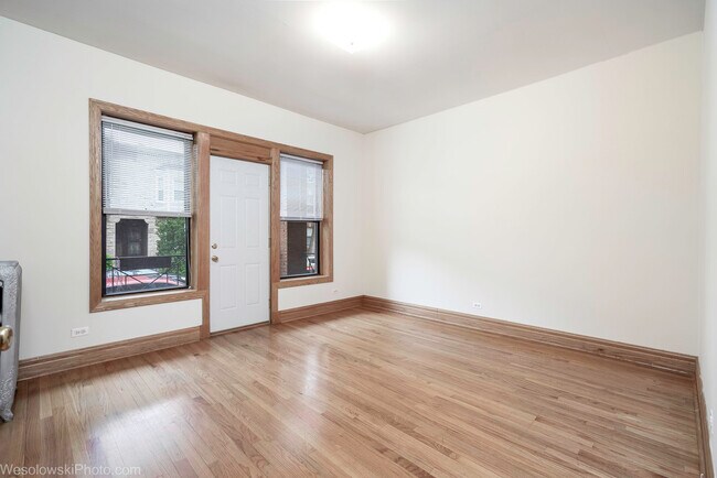 Building Photo - 1165 E 54th St
