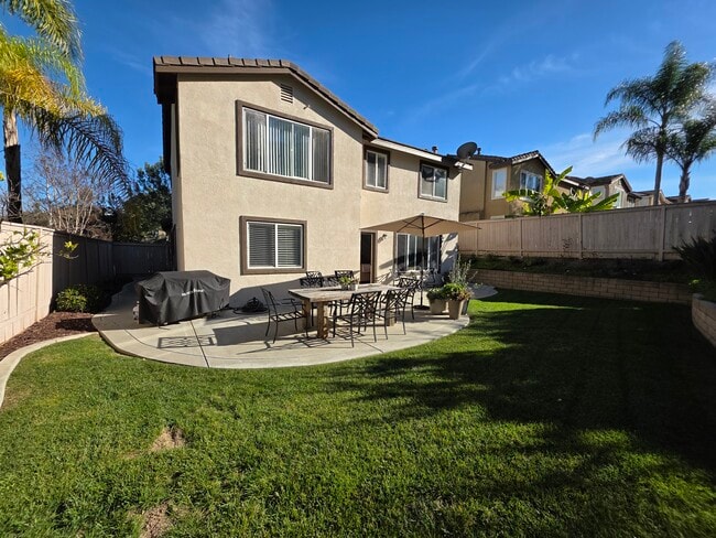 Building Photo - 165 Canyon Creek Way